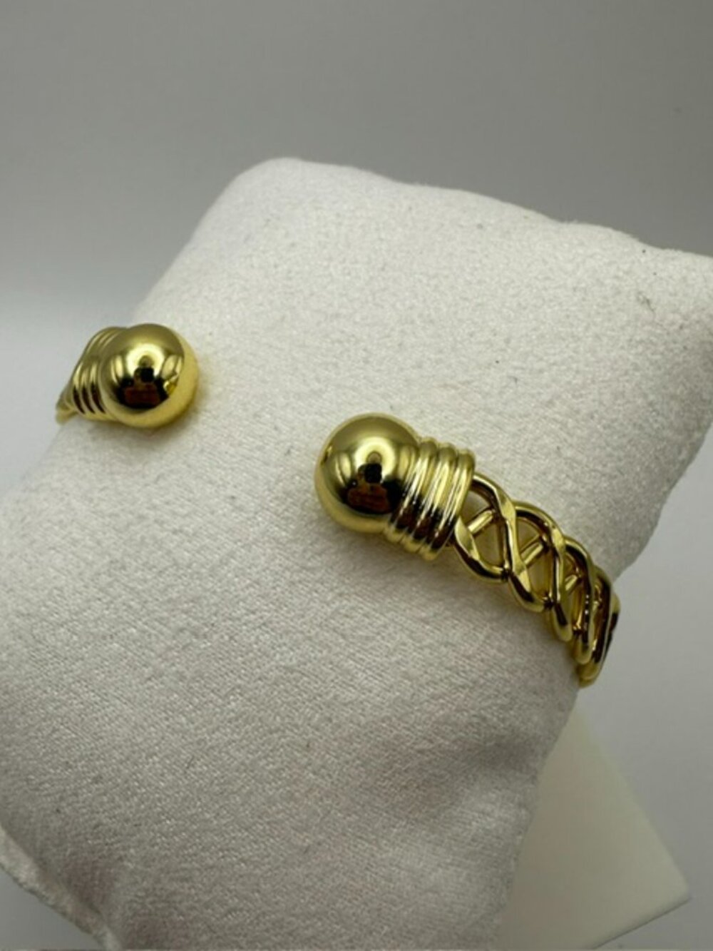 Lifestyle Bracelet - Picture 2 of 2